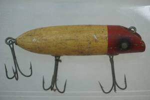 lot 129 image: Vintage Wood Lure