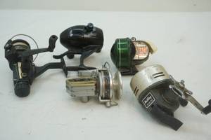 lot 190 image: Assorted Fishing Reels