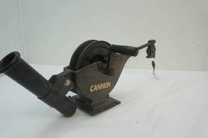 lot 196 image: Cannon Sport Troll