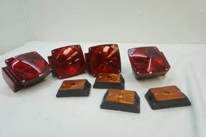 lot 218 image: Deluxe Trailer Light kit