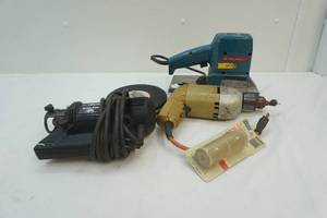 lot 240 image: Flat Sander, Spiral Saw, Drill, & Tape Measure