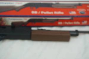lot 245 image: Pumpmaster Pellet Rifle