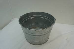 lot 265 image: Metal Bucket