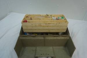 lot 269 image: Union Tackle Box wTackle