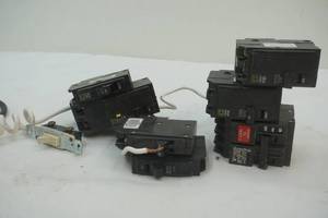 lot 369 image: Fuse Breakers