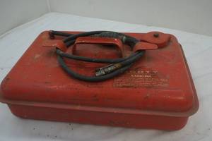 lot 410 image: Metal Mcculloch Gas Tank