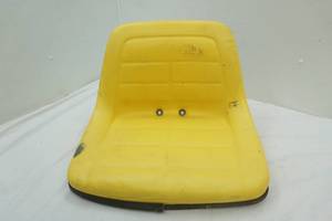 lot 425 image: John Deere Bucket Seat