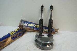 lot 442 image: Monroe Gas-matic hydraulic shock absorber & Brake Shoes