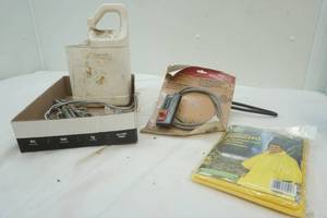 lot 456 image: Nails, Poncho, throttle control, turnbuckles
