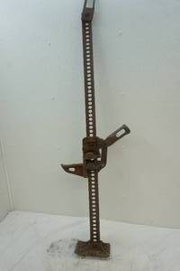 lot 479 image: Heavy Duty Jack