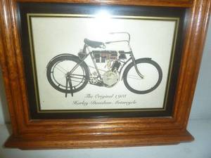 lot 38 image: Harley Davidson Mantel Clock