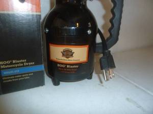 lot 41 image: Harley Davidson Bike VacuumBlower