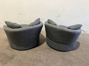 Lot of 2 Gray Swivel Chairs