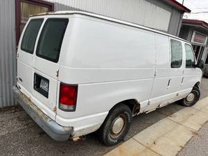 2000 Ford E-150 Cargo Van