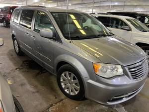 2013 Chrysler Town & Country Touring