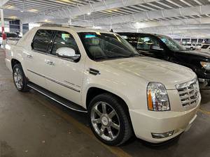 2011 Cadillac Escalade EXT AWD