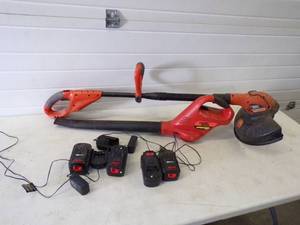 Black n Decker Blower with String Trimmer Cordless