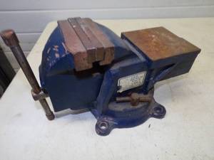 Bench Vise