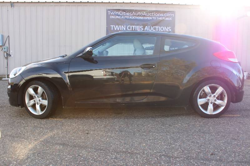 2012 Hyundai Veloster Base