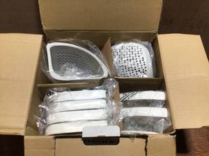 lot 3 image: Shower storage - review pictures