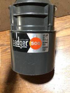 lot 5 image: The Home Depot InSinkErator Badger 500 Standard Series 12 HP Continuous Feed Garbage Disposal Badger 50 review picture