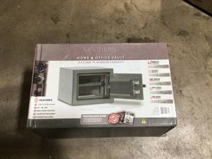 lot 24 image: SPORTS AFIELD SA-H1 60-MINUTE SANCTUARY PLATINUM HOME & OFFICE SAFE  Review pictures open box