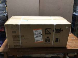 lot 88 image: Husky 28in Wall Cabinet, Open Box - Review all pictures