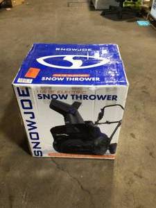 lot 35 image: Snow Joe 15 in. 11 Amp Single-Stage Electric Snow Blower review picture Costumer Returns