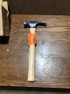 lot 37 image: The Home Depot Vaughan CF4P 16 oz. Framing Hammer CF4P