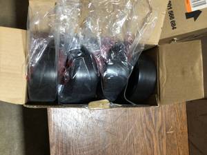 lot 58 image: Lot of 4 Caster Wheels, Black - Review all pictures