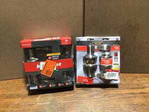 lot 69 image: Mixed Lot of Defiant Lock Smith - Lot of 2 - review all pictures