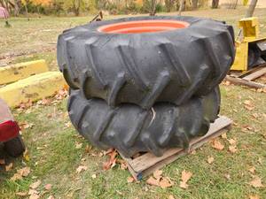 lot 17 image: Lot of (2) 16.9-26 Tractor Tires w Rims