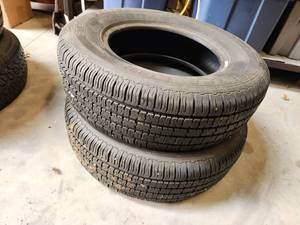 lot 59 image: Lot of (2) Cientra Plus P21570R15 Tires