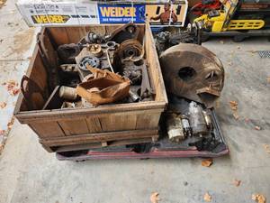 lot 64 image: Wisconsin V4D Engine (for parts)