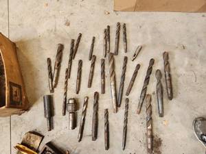 lot 78 image: Lot of (24) Drill Bits w Jacobs Heavy Duty Drill Press Chuck No. 16N