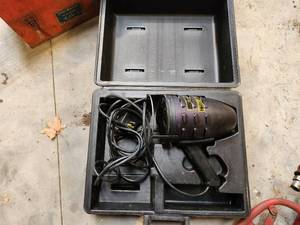 lot 81 image: Black Light with Case