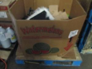 pallet of misc please see pictures ...