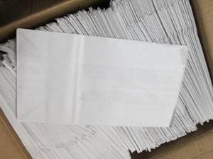 box of 1000 wax paper bags ...