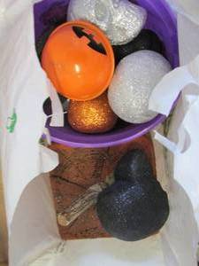 halloween items ...