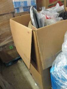 pallet of misc please see pictures ...