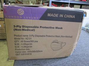 case of london luxury 3-ply disposa...