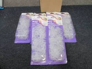 6 pks of Dreambaby Outlet Plugs, 48...