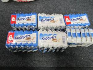 6- 6pks Knoppers...