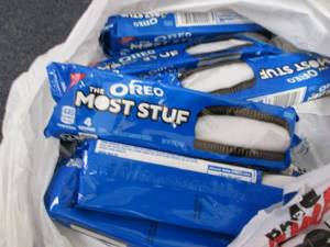 12- 3 oz Oreo Most Stuf...