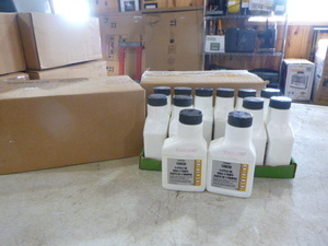 lot 41 image: 2 Cases of Universal 10W30 4-Cycle Oil