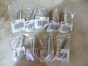 lot 30 image: 10 Valley Hitch Pin Kits