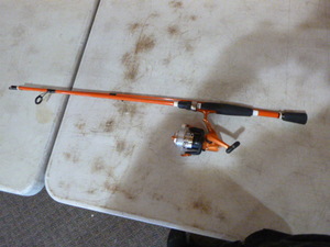 lot 285 image: South Bend Neutron Series Rod and Reel