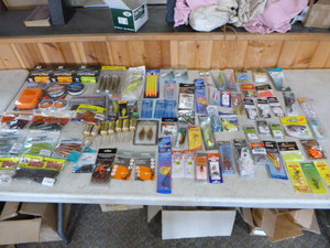 lot 325 image: Fishing Tackle