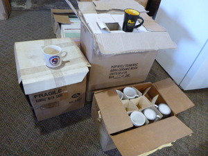lot 401 image: Large Lot of Coffee Mugs