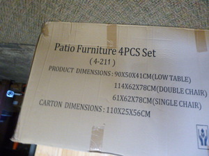 lot 409 image: 4 Piece Patio Furniture
